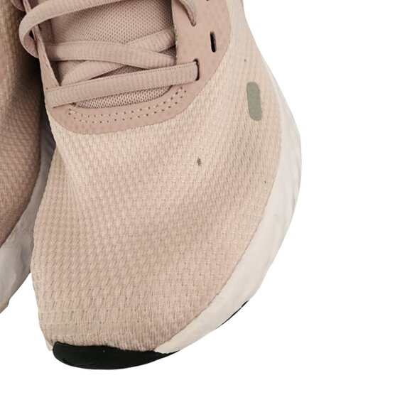 Nike Revolution 5 Women's Sneakers Size 9 - Picture 9 of 9